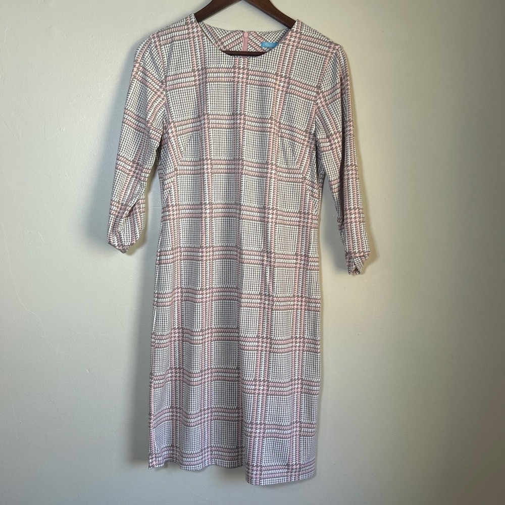 EUC J. McLaughlin Sheath Dress Catalina Cloth Size M Pink Houndstooth‎ Plaid